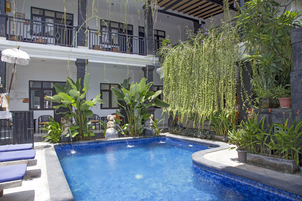 Zen Rooms Kuta Kubu Anyar 1 Exterior photo