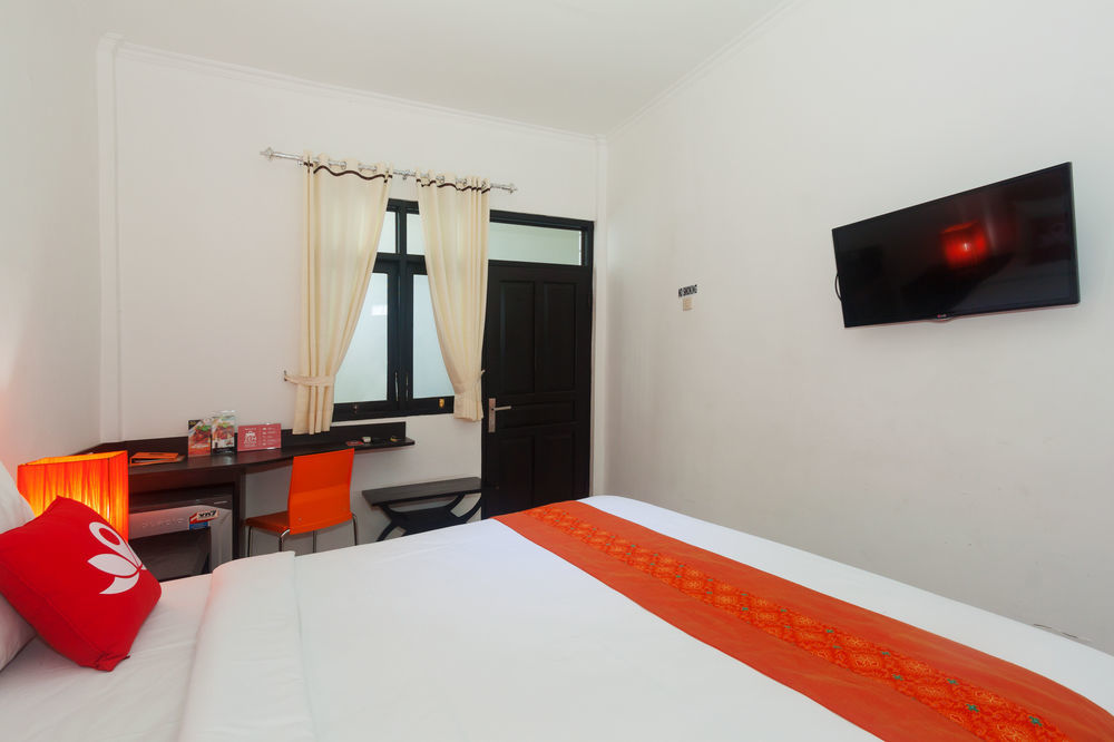 Zen Rooms Kuta Kubu Anyar 1 Exterior photo